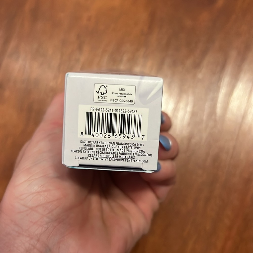 New Fenty Skin Watch ya tone niacinamide dark spot serum - Picture 3 of 9